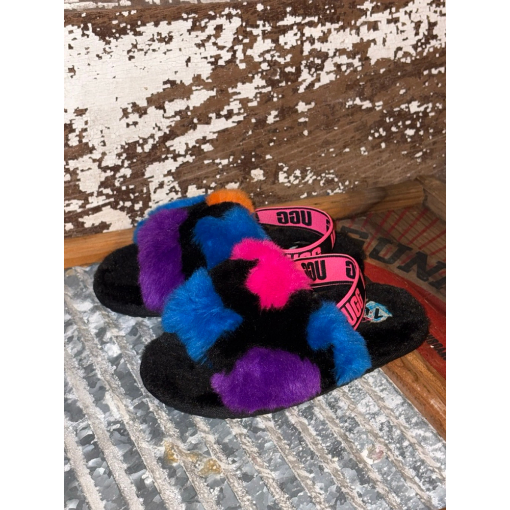 Girl's UGG Fluff Yeah Slippers Black Multi-Color - Picture 3 of 6